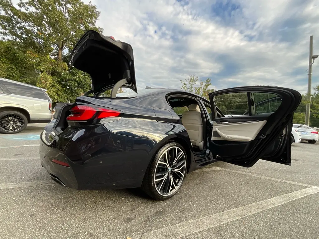 2022 BMW 530i - $24,985