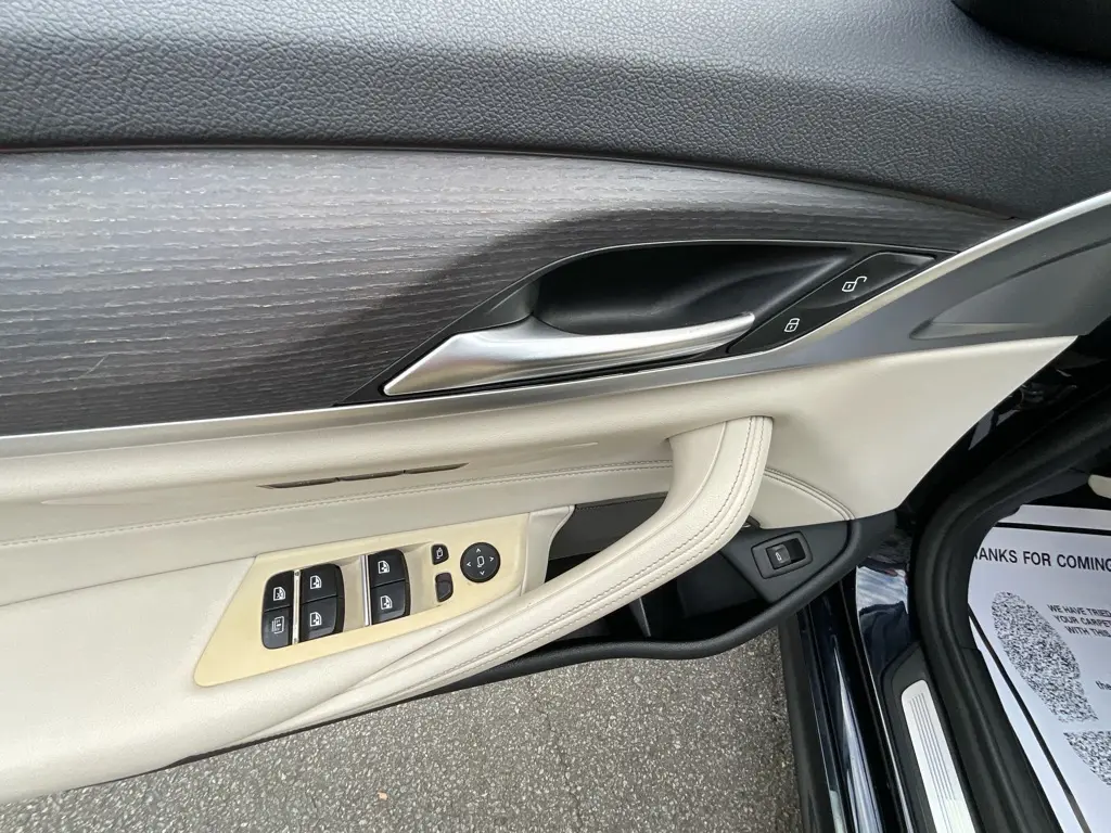 2022 BMW 530i - $24,985