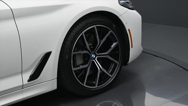 2023 BMW 5 Series 530i