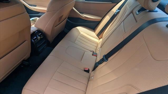 2023 BMW 5 Series 530i