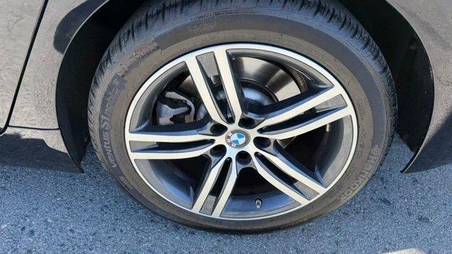 2023 BMW 5 Series 530i