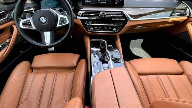 2021 BMW 5 Series 530i