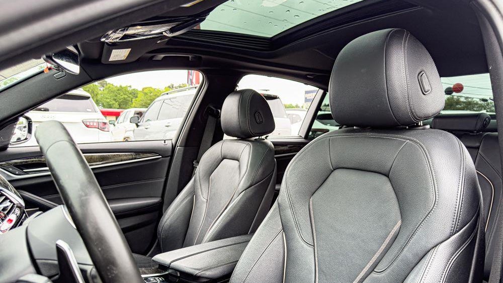 2021 BMW 5 Series 530i