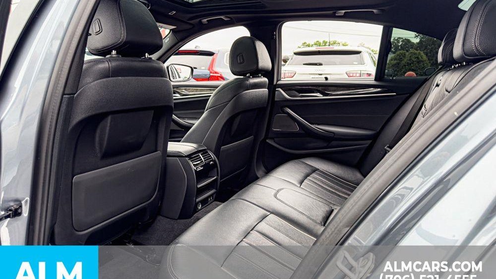 2021 BMW 5 Series 530i