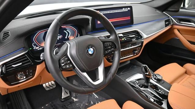 2023 BMW 5 Series 530i