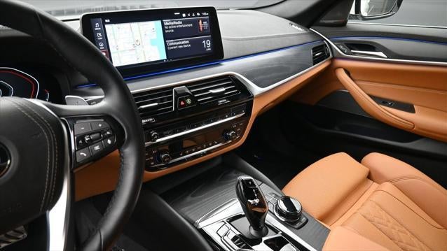 2023 BMW 5 Series 530i