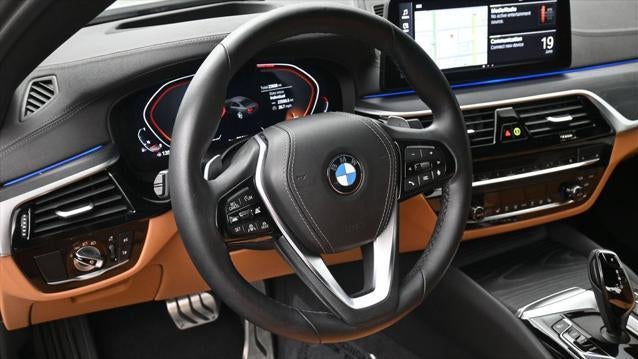 2023 BMW 5 Series 530i