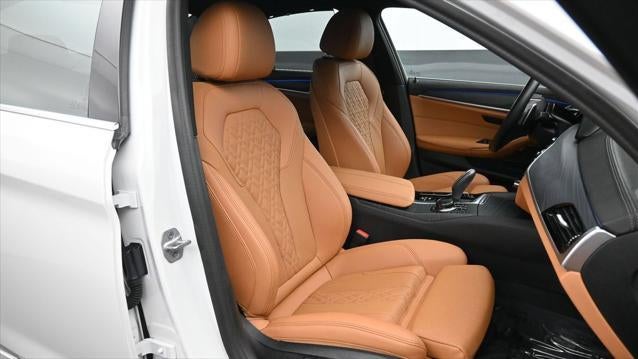 2023 BMW 5 Series 530i