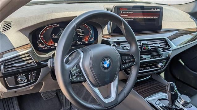2023 BMW 5 Series 530i