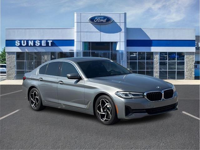 2023 BMW 530i - $32,600