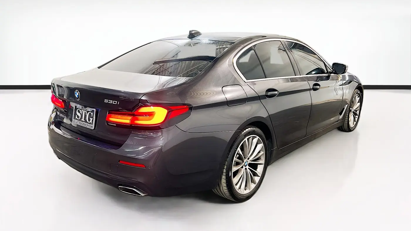 2022 BMW 5 Series 530i