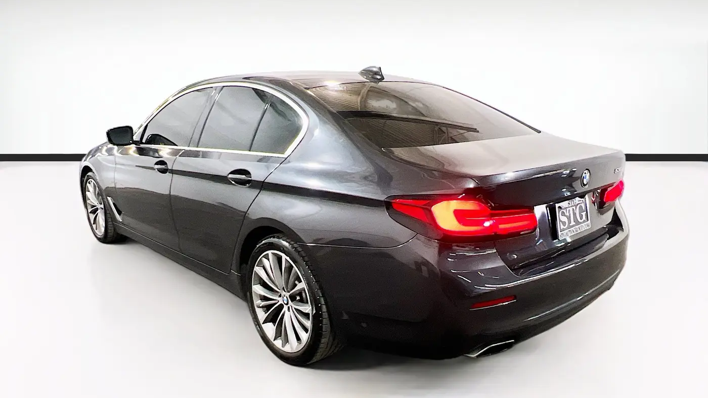 2022 BMW 5 Series 530i