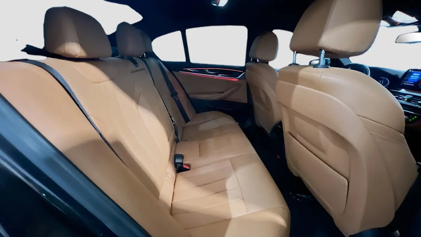 2022 BMW 5 Series 530i