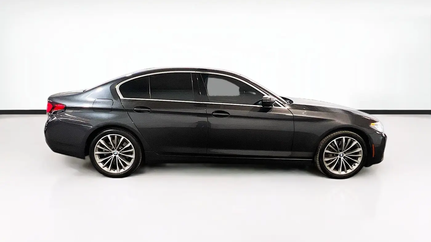 2022 BMW 5 Series 530i
