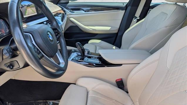 2023 BMW 5 Series 530i