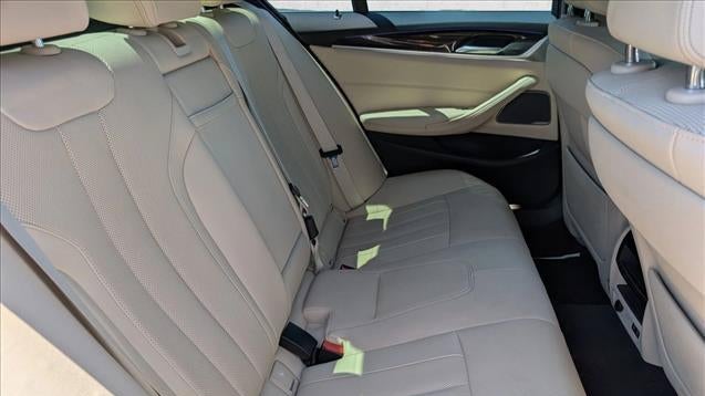 2023 BMW 5 Series 530i