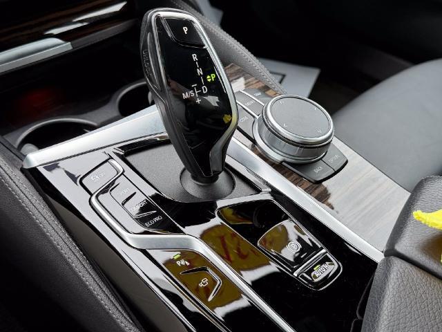 2021 BMW 540i - $26,013