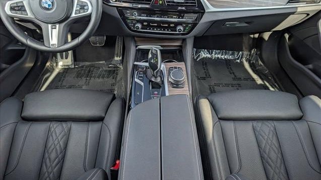 2023 BMW 5 Series 540i