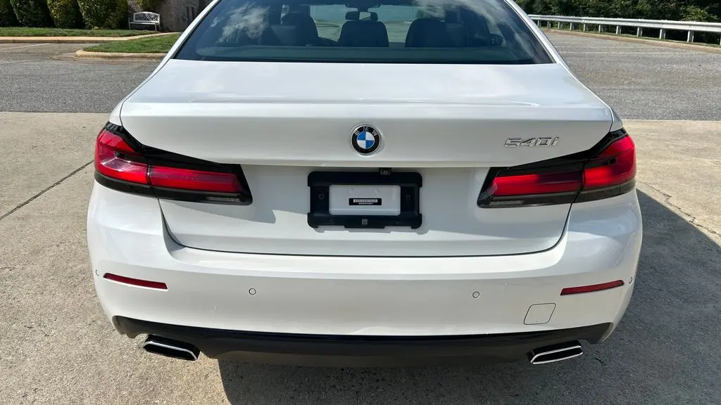 2023 BMW 5 Series 540i