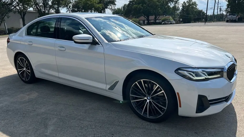 2023 BMW 5 Series 540i