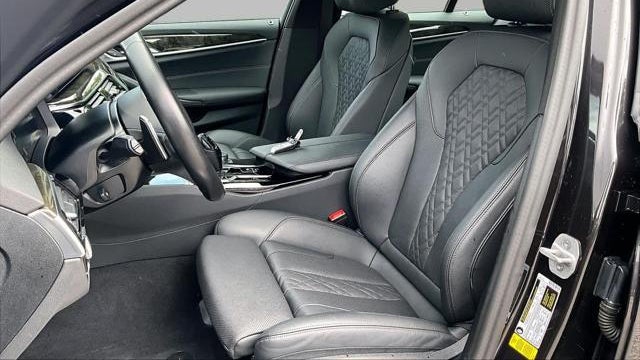 2023 BMW 5 Series 540i