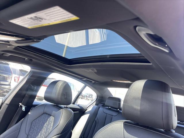 2023 BMW 540i - $33,863