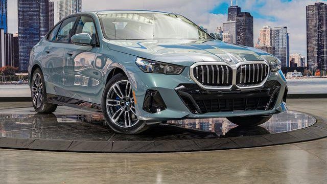 Preowned 2026 BMW 5 Series 530i xDrive for Sale