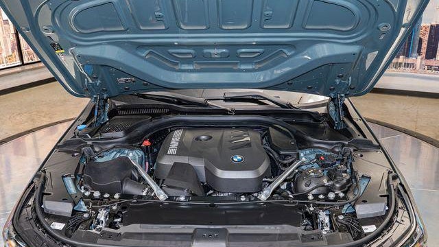 2026 BMW 5 Series 530i xDrive