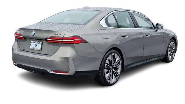 2025 BMW 5 Series 530i xDrive