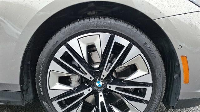 2025 BMW 5 Series 530i xDrive