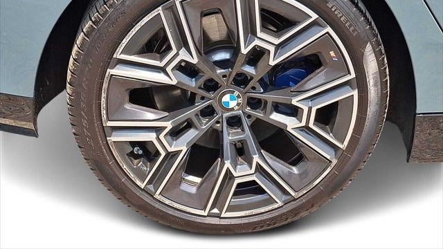 2025 BMW 5 Series 530i xDrive
