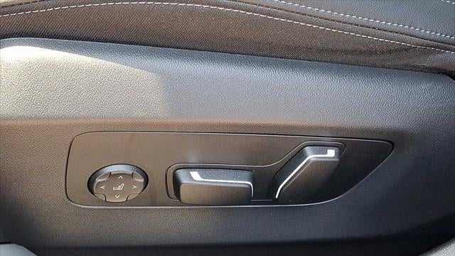 2025 BMW 5 Series 530i xDrive