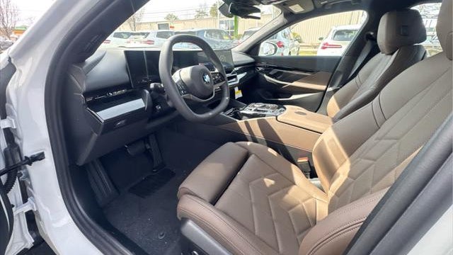 2026 BMW 5 Series 530i xDrive
