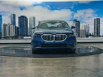 2027 5 Series Thumbnail 3