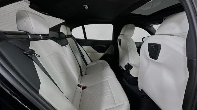 2024 BMW 5 Series 530i xDrive