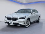 2025 5 Series Thumbnail 2