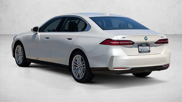 2025 BMW 5 Series 530i xDrive