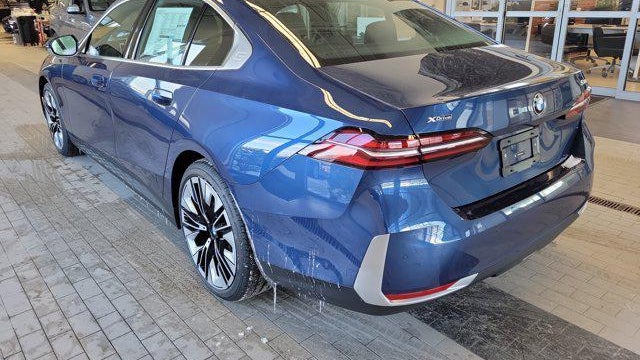 2026 BMW 5 Series 530i xDrive