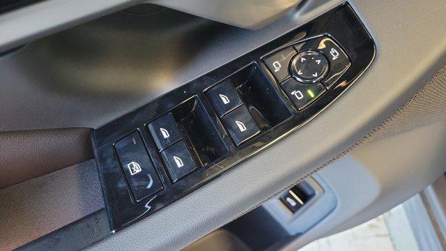 2026 BMW 5 Series 530i xDrive
