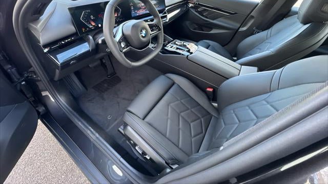 2026 BMW 5 Series 530i xDrive