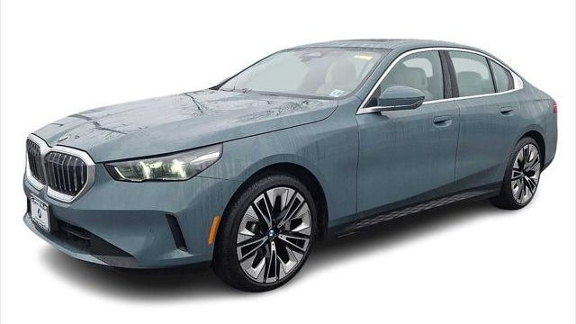 2025 BMW 5 Series 530i xDrive