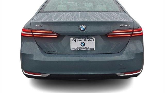 2025 BMW 5 Series 530i xDrive
