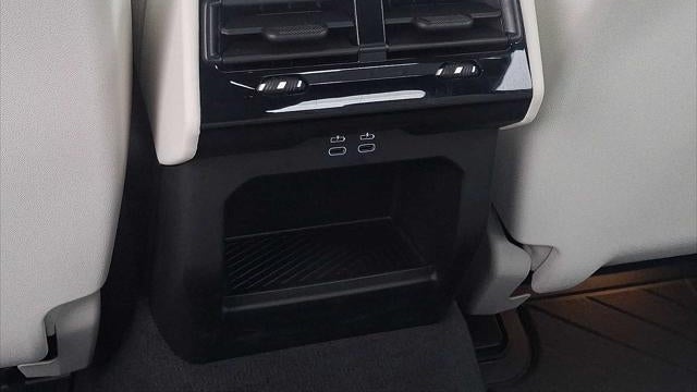 2025 BMW 5 Series 530i xDrive