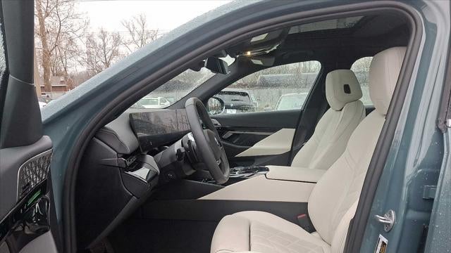 2025 BMW 5 Series 530i xDrive