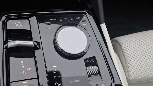 2025 BMW 5 Series 530i xDrive
