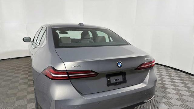 2026 BMW 5 Series 530i xDrive
