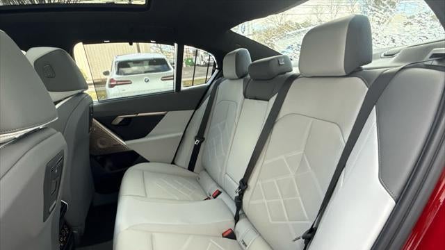 2026 BMW 5 Series 530i xDrive