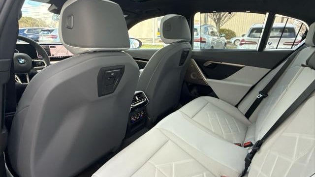 2026 BMW 5 Series 530i xDrive