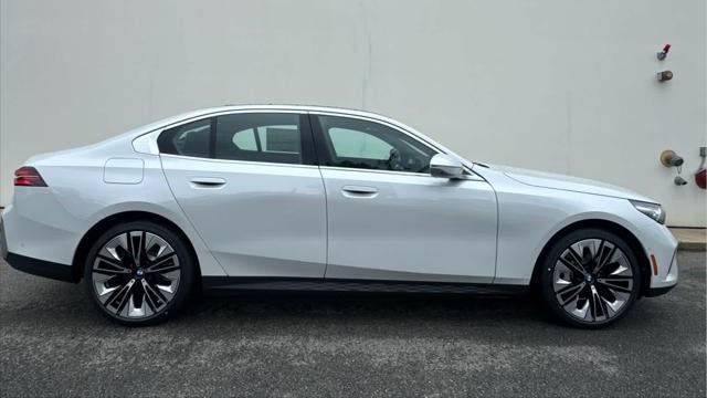 2027 BMW 5 Series 530i xDrive