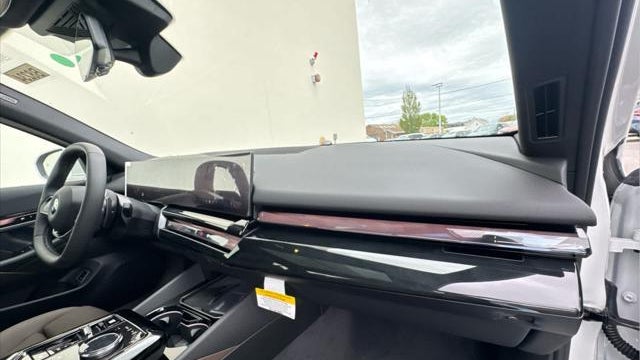 2027 BMW 5 Series 530i xDrive